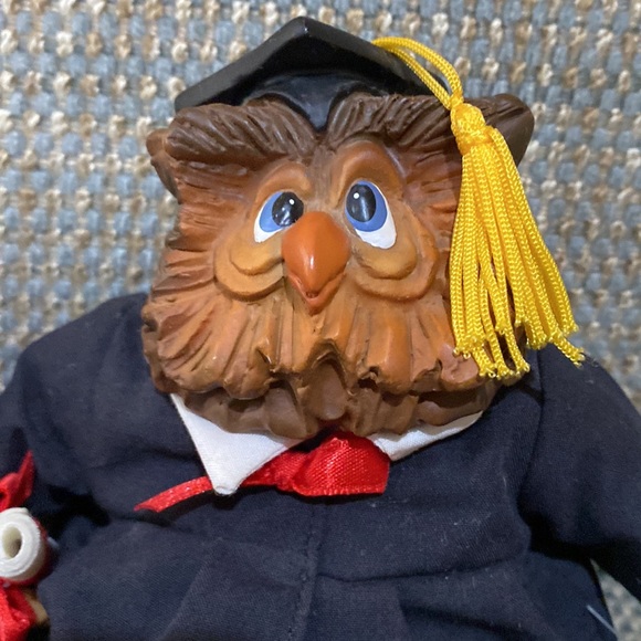 2 Adorable Kathleen Kelly Critter . Wise Owl Graduation bean bags - Picture 2 of 3